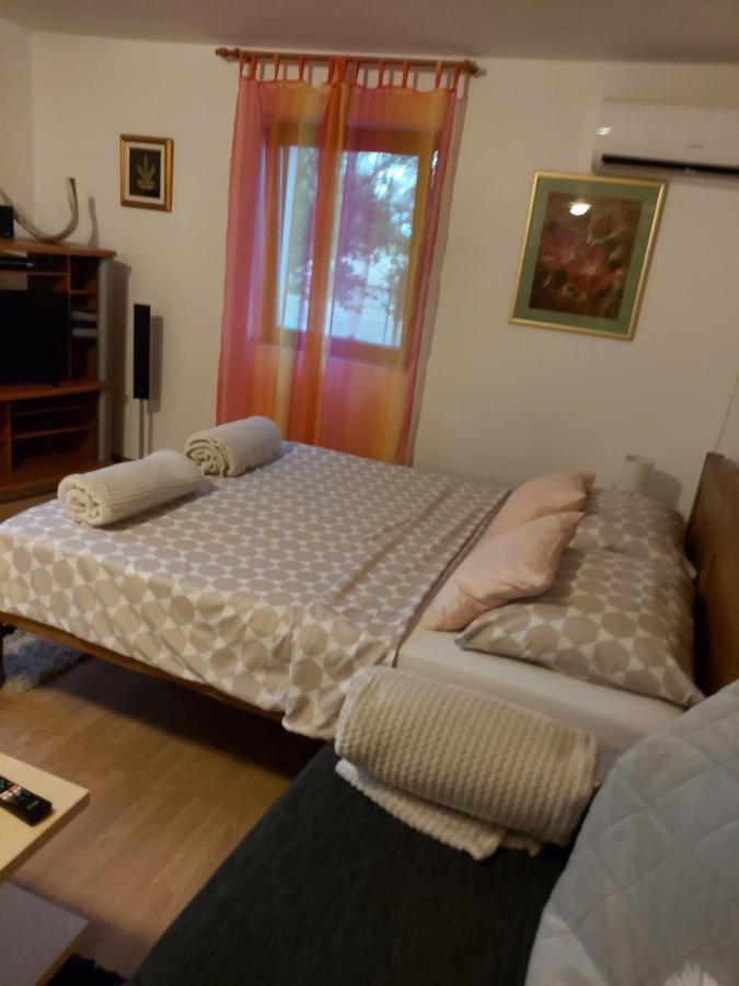 Studio Apartman Kotro Beli Manastir 외부 사진
