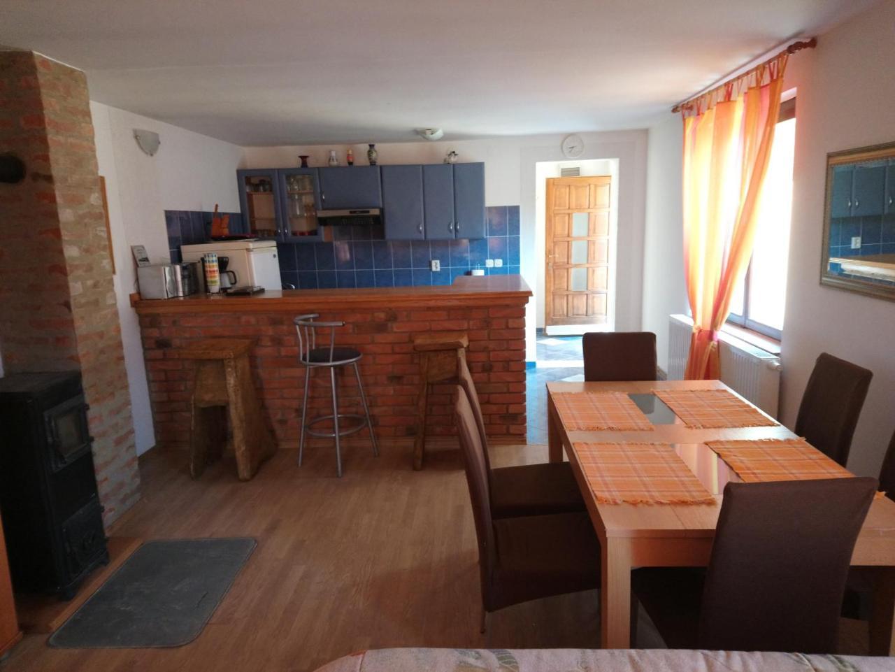Studio Apartman Kotro Beli Manastir 외부 사진